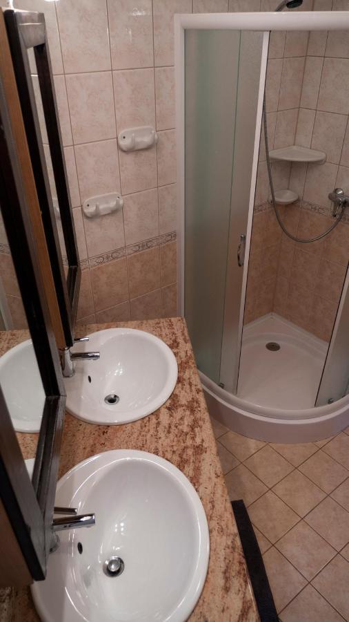 Appartamento Aart Apartman Csopak Esterno foto